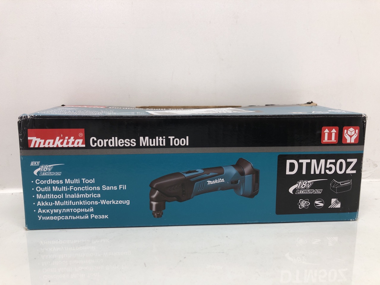 Lot 573  
            Edinburgh SR24 - Delivery Only 

                
MAKITA DTM50Z 18V LXT LITHIUM CORDLESS MULTITOOL MULTI TOOL + MAKPAC CASE DTM50. ...