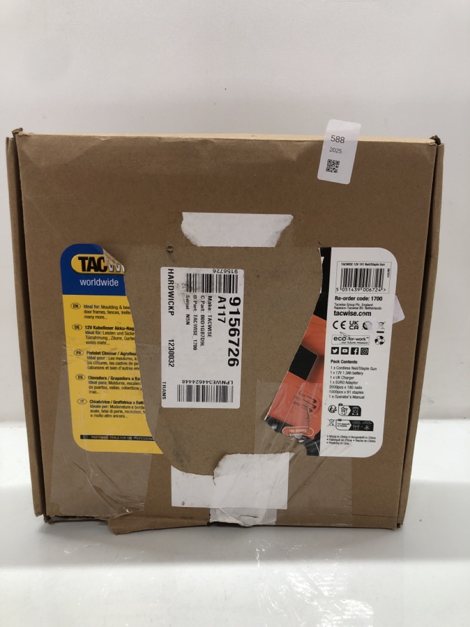 Lot 588  
            Edinburgh SR24 - Delivery Only 

                
TACWISE 1700 MASTER NAILER 12V 191 CORDLESS STAPLE/NAIL GUN WITH 1000 STAPLES AND...