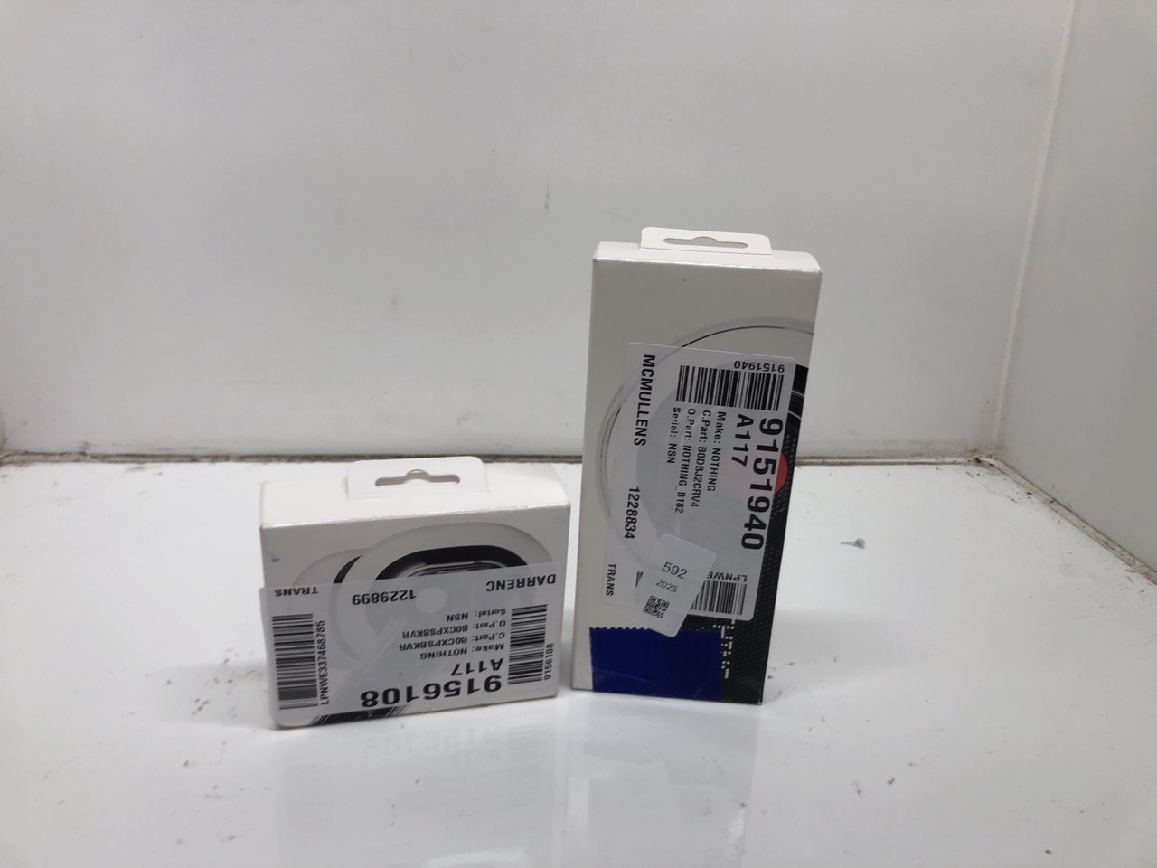 Lot 592  
            Edinburgh SR24 - Delivery Only 

                
NOTHING EAR WIRELESS EARBUDS WITH HI-RES AUDIO, SMART ACTIVE NOISE CANCELLING, AD...