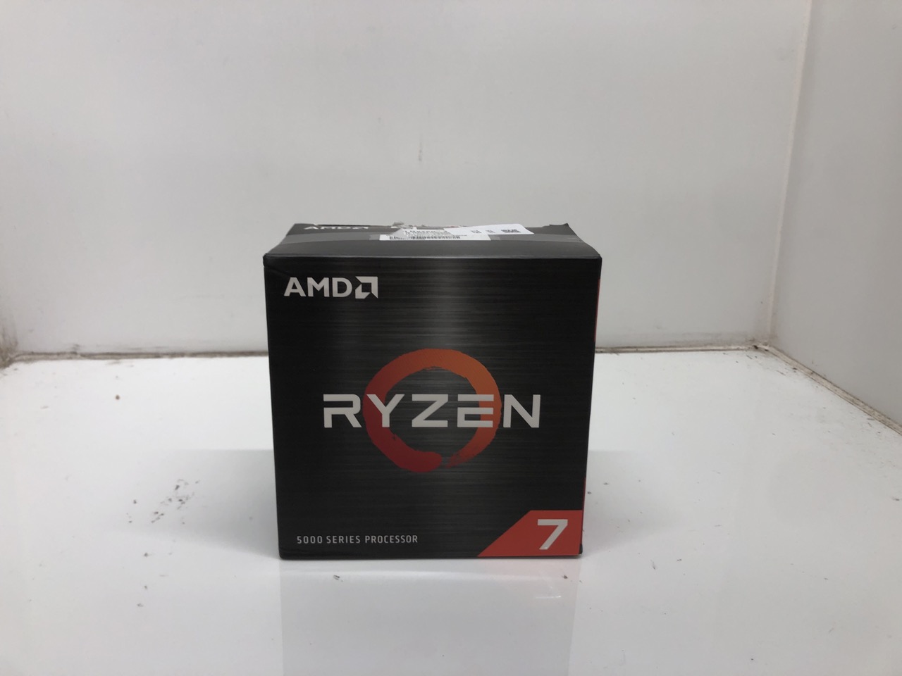 Lot 601  
            Edinburgh SR24 - Delivery Only 

                
AMD RYZEN 5000 SERIES PROCESSOR 7: LOCATION - F RACK