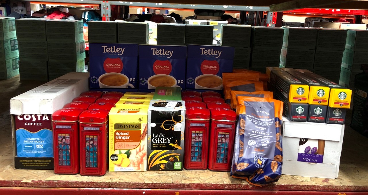 Lot 626  
            Edinburgh SR24 - Delivery Only 

                
QUANTITY OF FOOD & DRINK ITEMS TO INCLUDE TWININGS LADY GREY TEA BRIGHT & REFRESH...