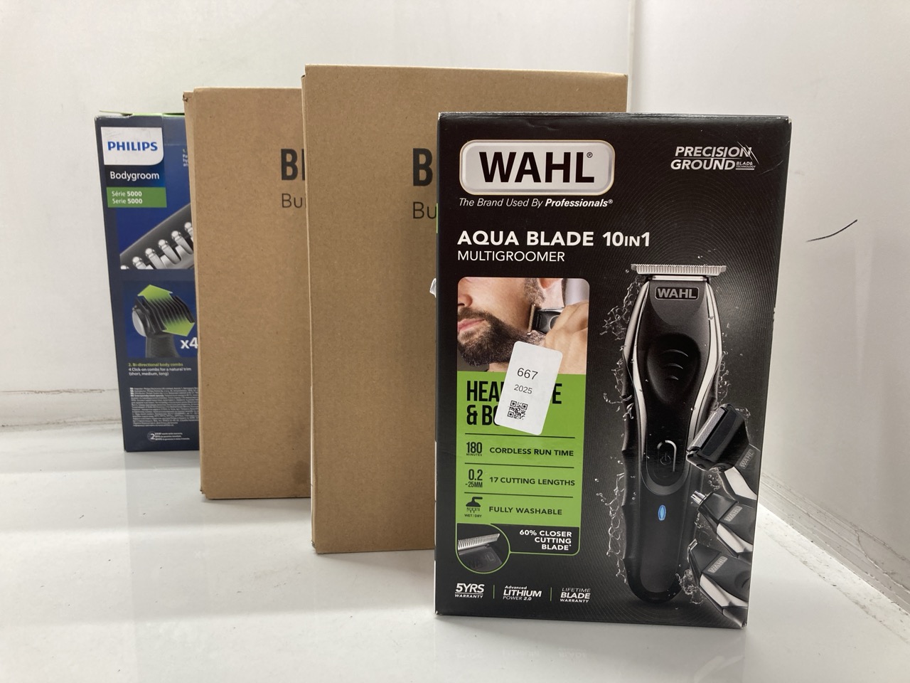Lot 667  
            Edinburgh SR24 - Delivery Only 

                
QUANTITY OF HEALTH & BEAUTY ITEMS TO INCLUDE WAHL AQUA BLADE 10 IN 1 MULTIGROOMER...