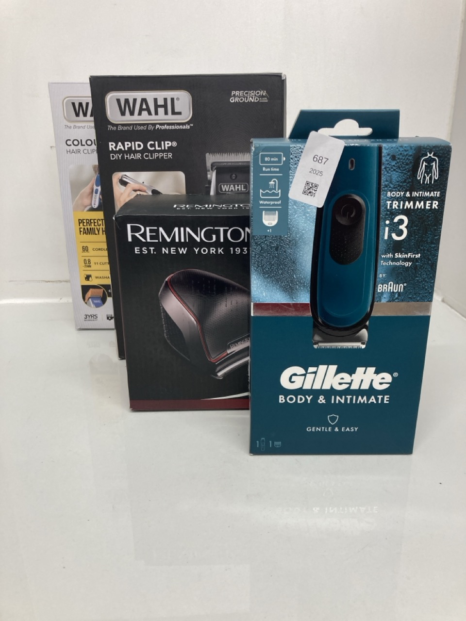 Lot 687  
            Edinburgh SR24 - Delivery Only 

                
QUANTITY OF HEALTH & BEAUTY ITEMS TO INCLUDE GILLETTE INTIMATE BODY HAIR TRIMMER ...