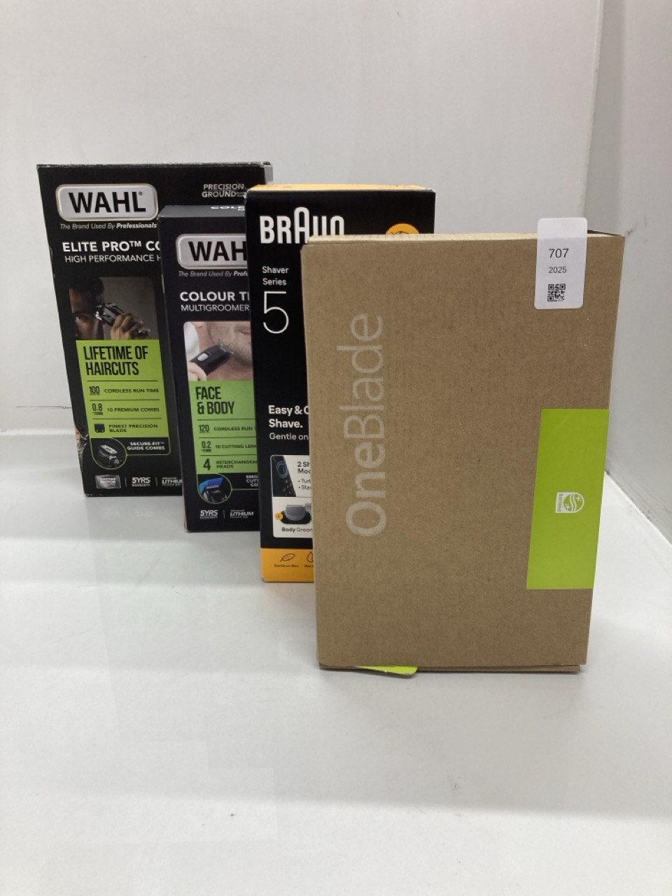 Lot 707  
            Edinburgh SR24 - Delivery Only 

                
QUANTITY OF HEALTH & BEAUTY ITEMS TO INCLUDE WAHL ELITE PRO CORDLESS HAIR CLIPPER...