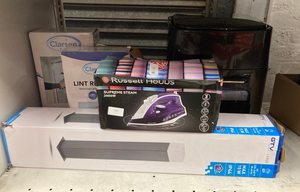 Lot 708  
            Edinburgh SR24 - Delivery Only 

                
QUANTITY OF ITEMS TO INCLUDE COOPERS OF STORTFORD USB RECHARGEABLE LINT REMOVER R...