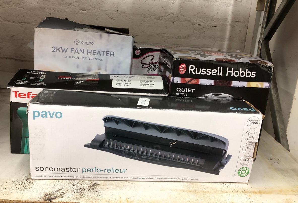 Lot 801  
            Edinburgh SR24 - Delivery Only 

                
QUANTITY OF KITCHEN & APPLIANCES ITEMS TO INCLUDED TEFAL PURE POP STEAMER: LOCATI...