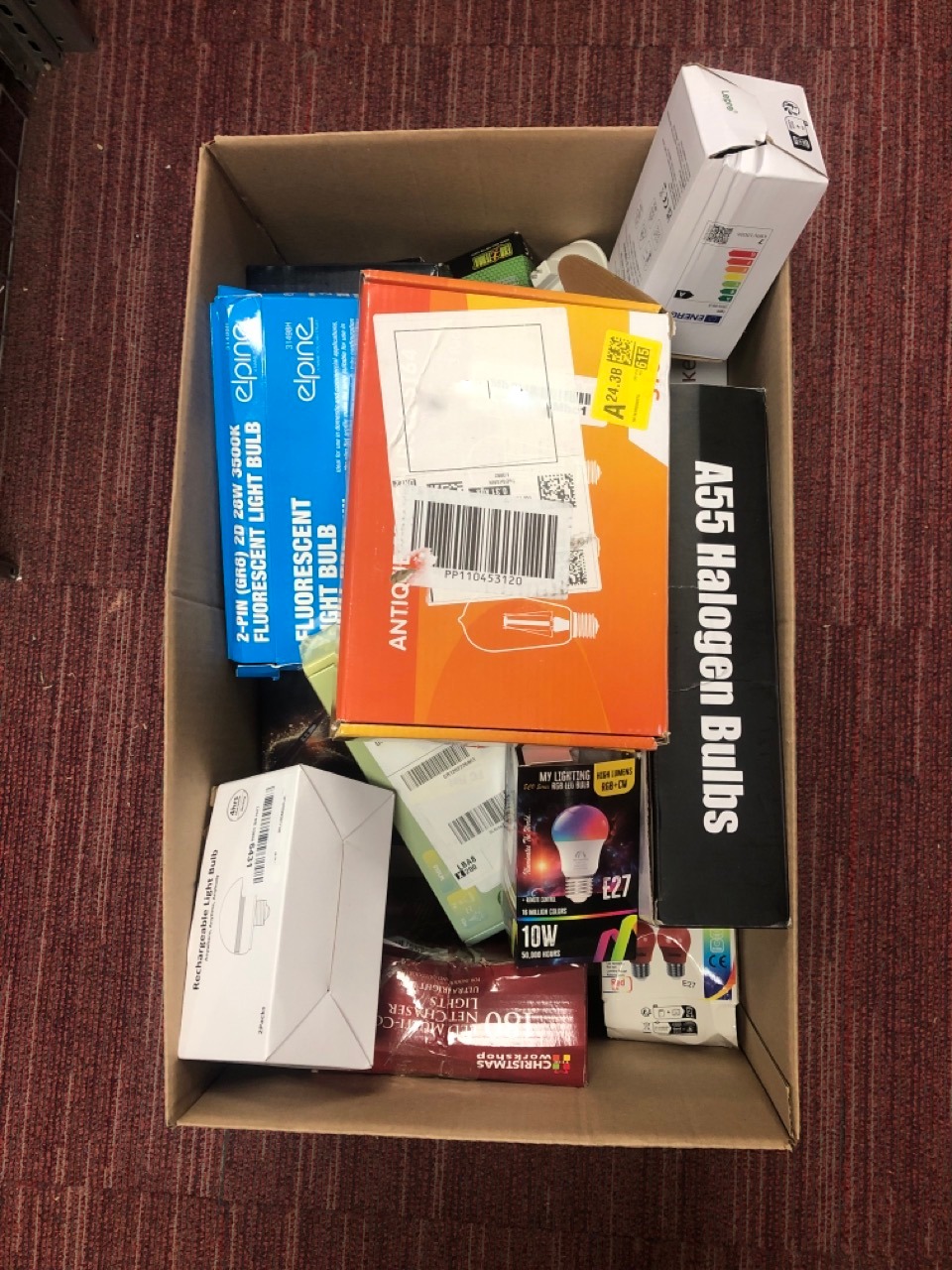 Lot 133  
            Edinburgh SR34 - Delivery Only 

                
QUANTITY OF ITEMS TO INCLUDE LEPRO B22 BAYONET LIGHT BULB, A-RATED ULTRA-EFFICIEN...