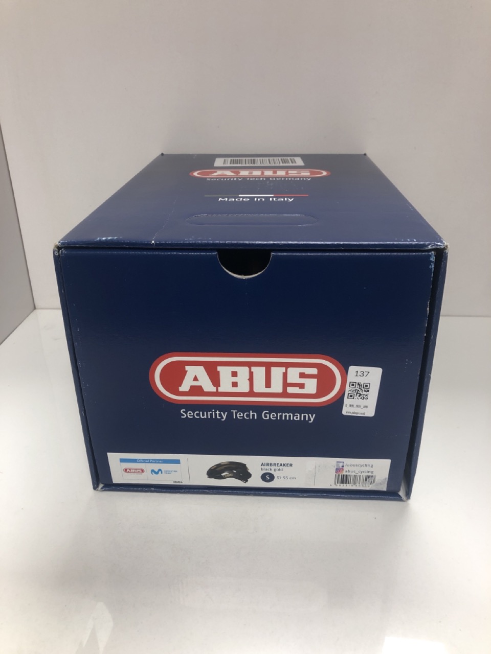 Lot 137  
            Edinburgh SR34 - Delivery Only 

                
ABUS AIRBREAKER ROAD BIKE HELMET - HIGH-END BIKE HELMET FOR PROFESSIONAL CYCLING ...