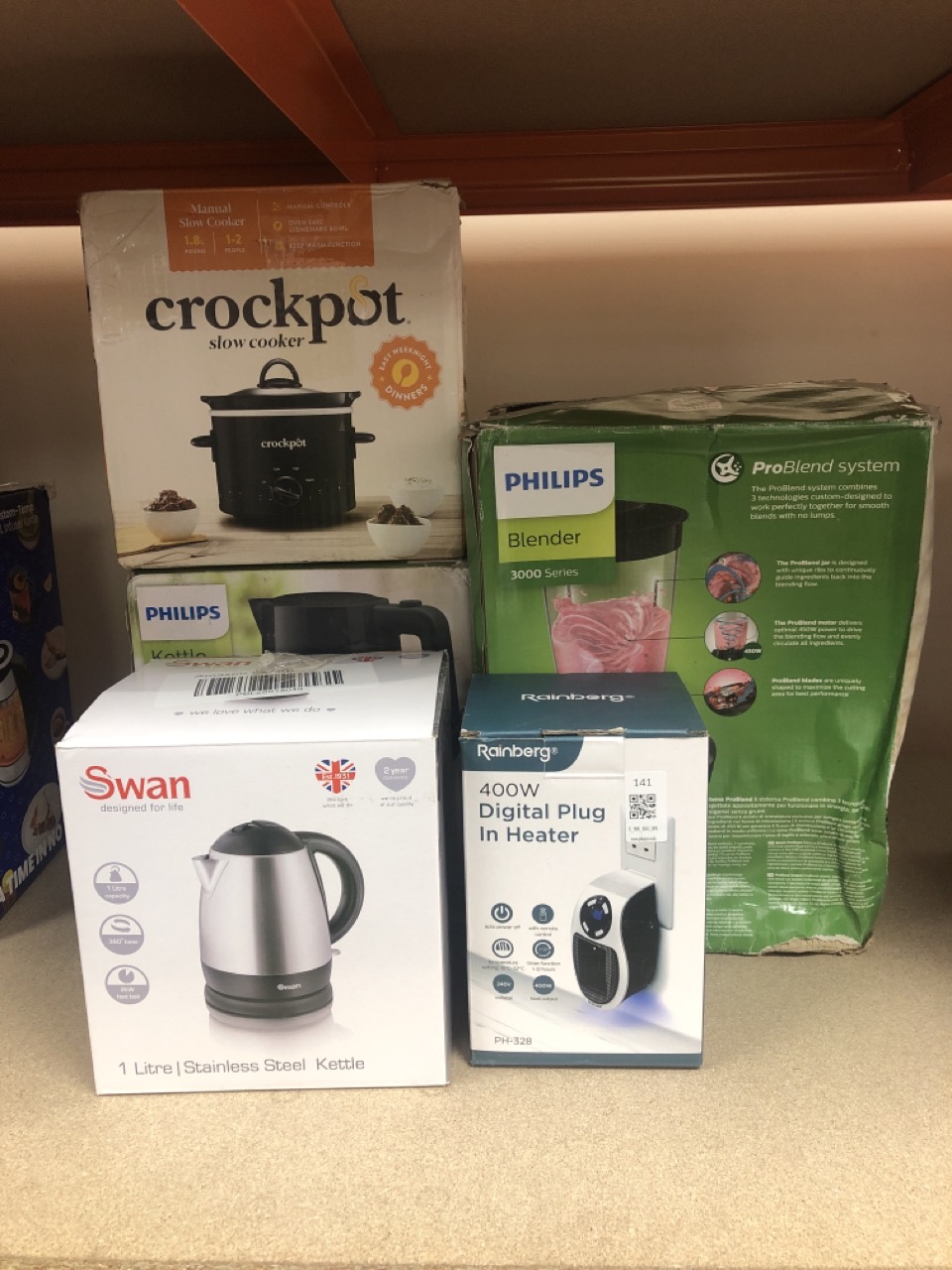 Lot 141  
            Edinburgh SR34 - Delivery Only 

                
QUANTITY OF KITCHEN & APPLIANCES ITEMS TO INCLUDE RAINBERG 500W CERAMIC PLUG HEAT...