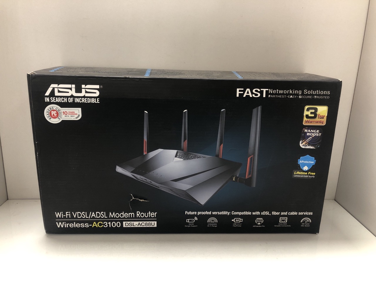 Lot 162  
            Edinburgh SR34 - Delivery Only 

                
ASUS WI-FI VDSL/ADSL MODEM ROUTER WIRELESS-AC3100 DSL-AC88U::: LOCATION - A