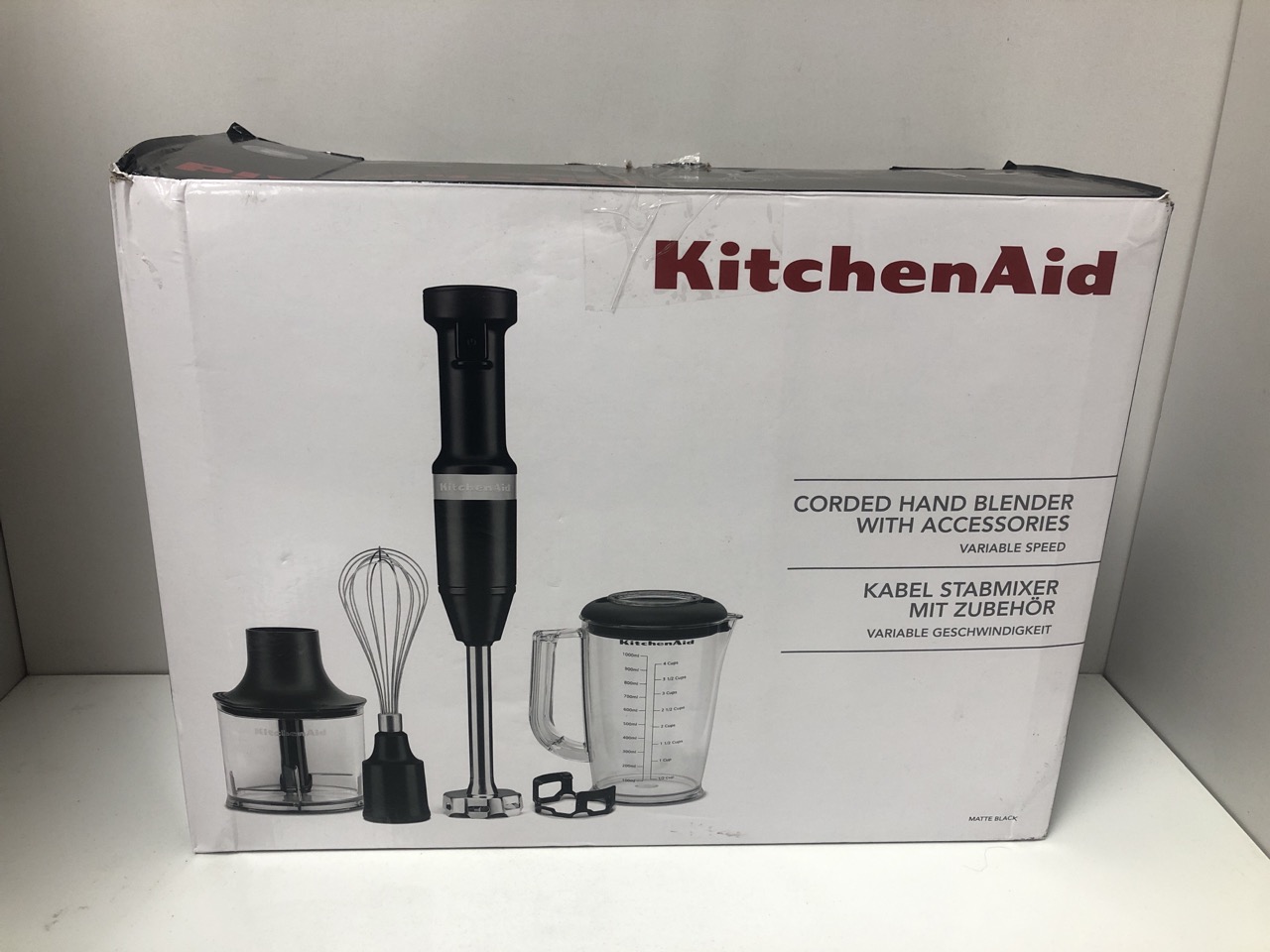 Lot 183  
            Edinburgh SR34 - Delivery Only 

                
KITCHENAID HAND BLENDER WITH ACCESSORIES - MATTE BLACK 5KHBV83BBM.:: LOCATION - A