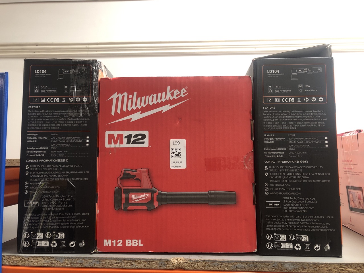 Lot 199  
            Edinburgh SR34 - Delivery Only 

                
QUANTITY OF TOOLS & HOME IMPROVEMENT ITEMS INCLUDE MILWAUKEE M12 CORDLESS COMPACT...