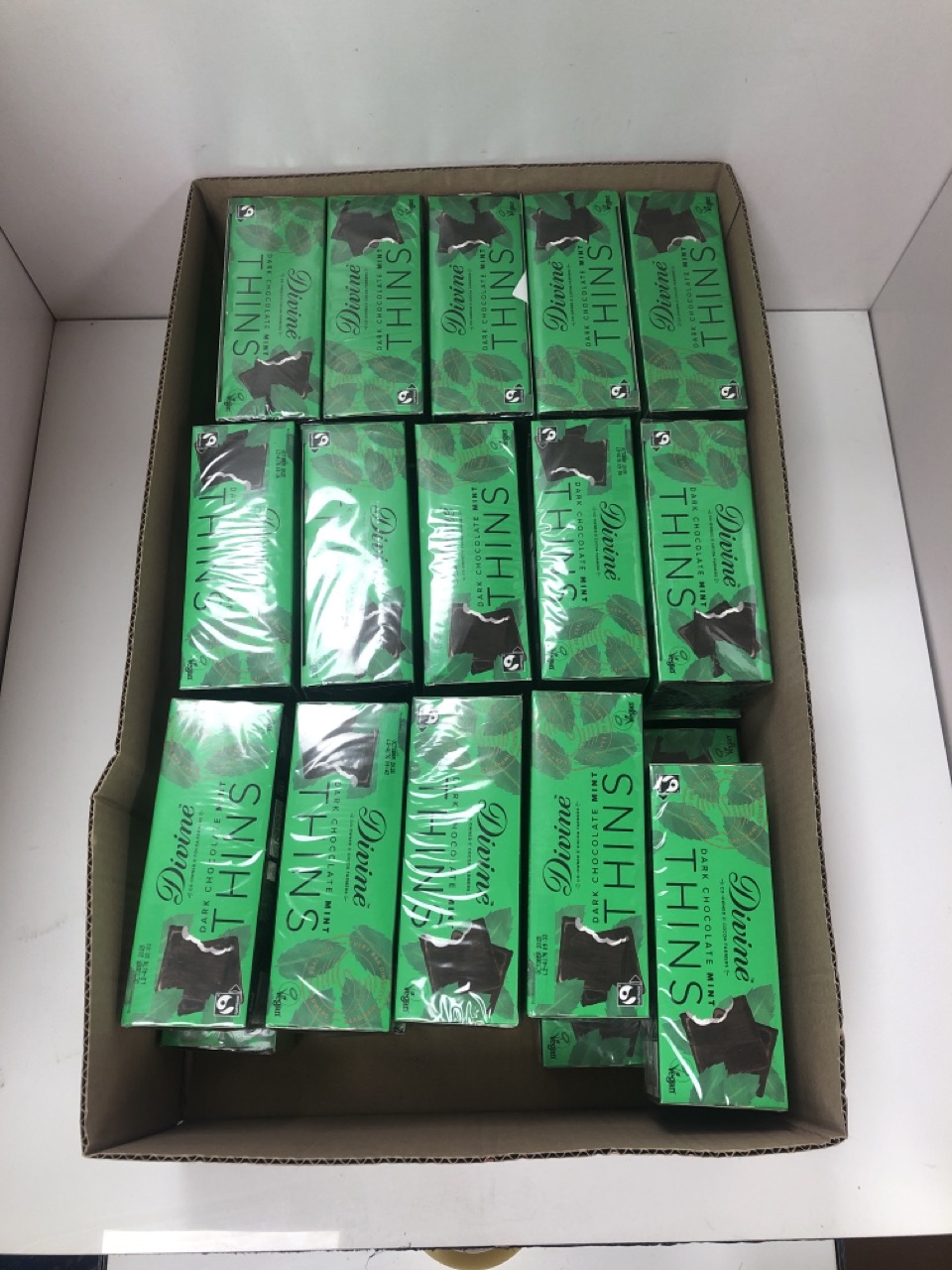 Lot 209  
            Edinburgh SR34 - Delivery Only 

                
QUANTITY OF FOOD & DRINK ITEMS TO INCLUDE DIVINE FAIRTRADE DARK CHOCOLATE AFTER D...