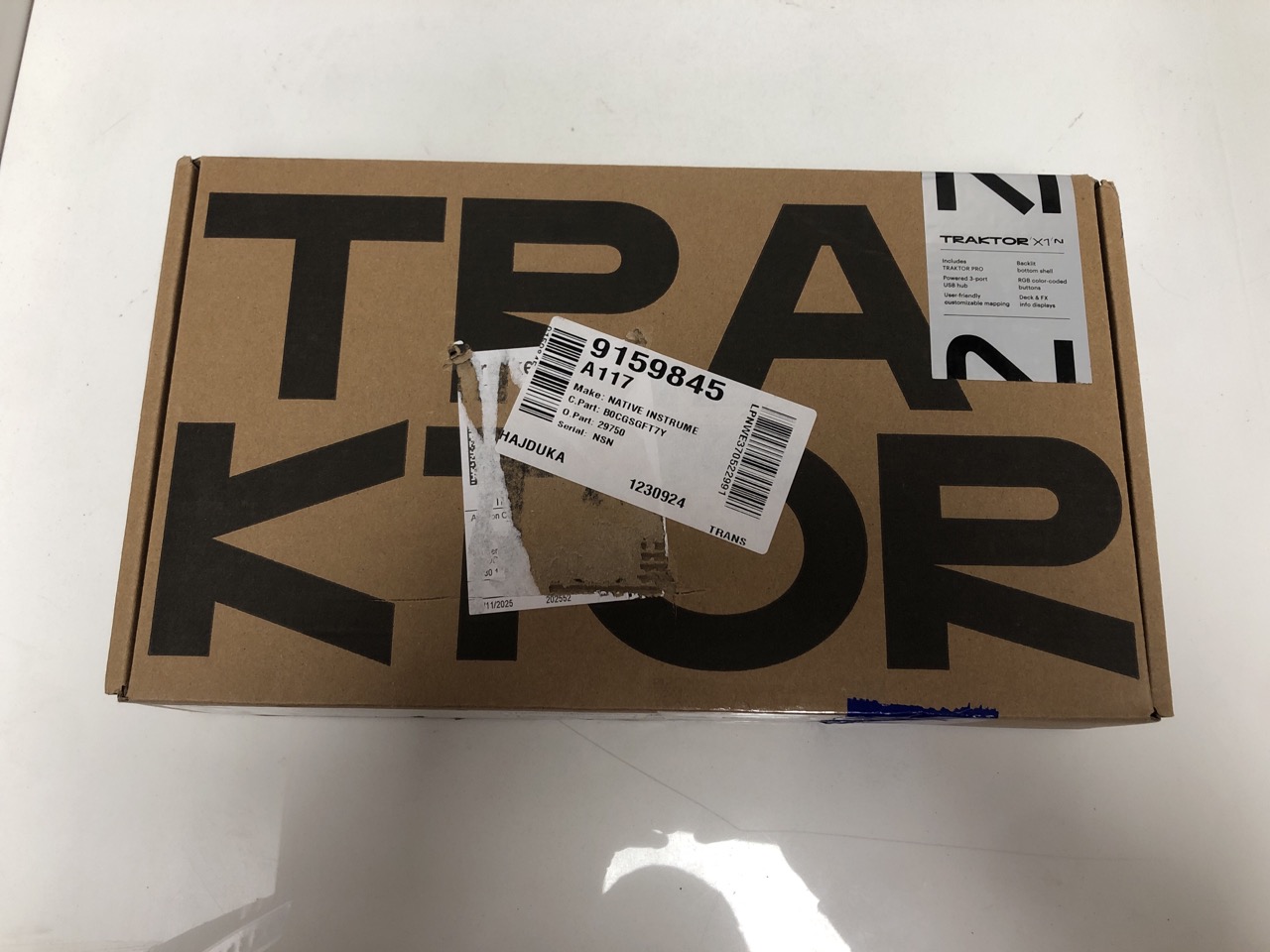 Lot 23  
            Edinburgh SR34 - Delivery Only 

                
COMPACT 2 CHANNEL MIXER TRAKTOR Z1: LOCATION - TOP 50