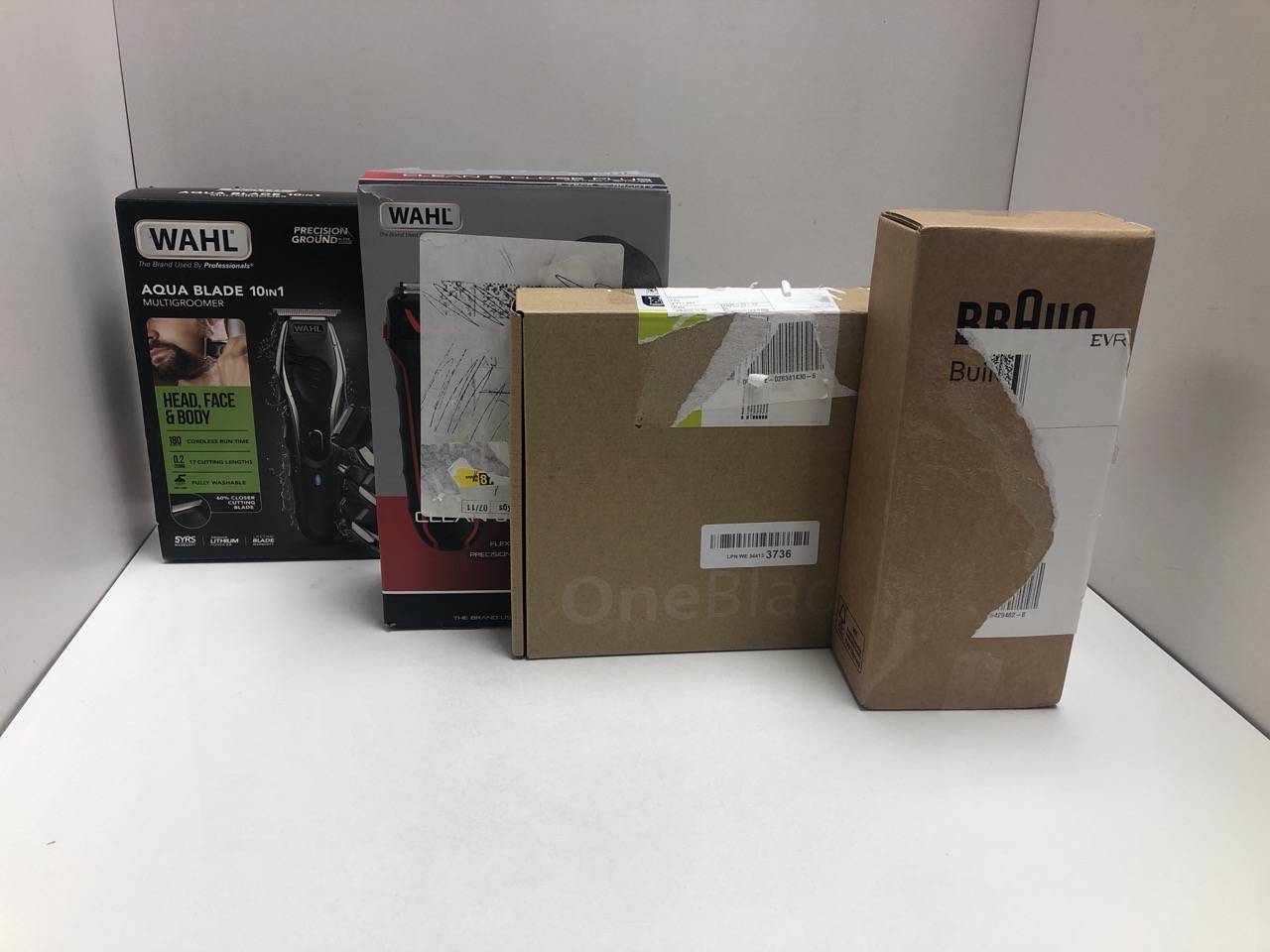Lot 268  
            Edinburgh SR34 - Delivery Only 

                
QUANTITY OF HEALTH & BEAUTY ITEMS TO INCLUDE BRAUN SERIES 5 ELECTRIC SHAVER, UP T...