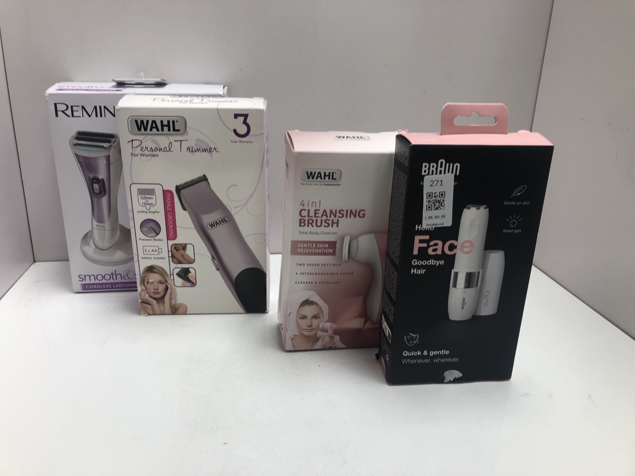 Lot 271  
            Edinburgh SR34 - Delivery Only 

                
QUANTITY OF HEALTH & BEAUTY ITEMS TO INCLUDE WAHL 4-IN-1 FACIAL CLEANSING BRUSH: ...