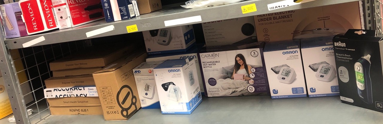 Lot 275  
            Edinburgh SR34 - Delivery Only 

                
QUANTITY OF HEALTH & BEAUTY ITEMS TO INCLUDE BRAUN THERMOSCAN® 7+ CONNECT EAR THE...