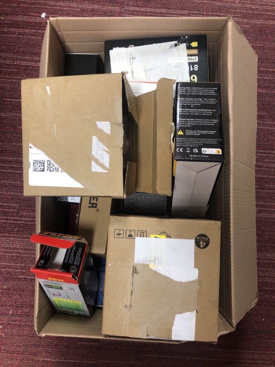 Lot 277  
            Edinburgh SR34 - Delivery Only 

                
QUANTITY OF GENERAL GOODS TO INCLUDE REPTILE UVB 200 LIGHT: LOCATION - B