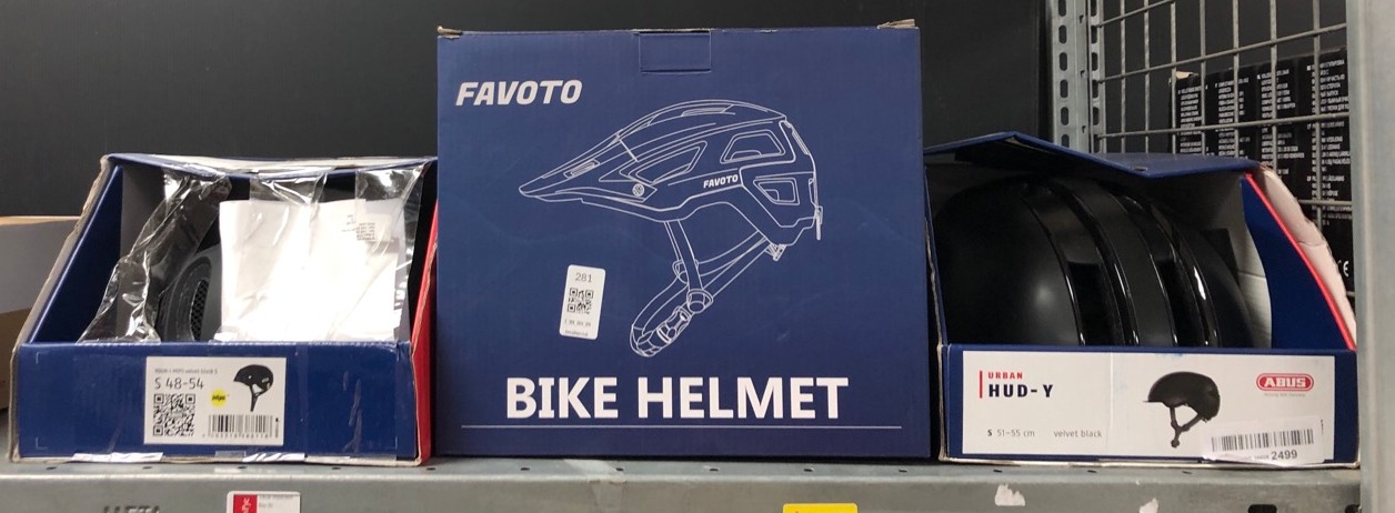 Lot 281  
            Edinburgh SR34 - Delivery Only 

                
QUANTITY OF SPORTS & EXERCISE ITEMS TO INCLUDE ABUS CHILDREN'S HELMET YOUN-I MIPS...