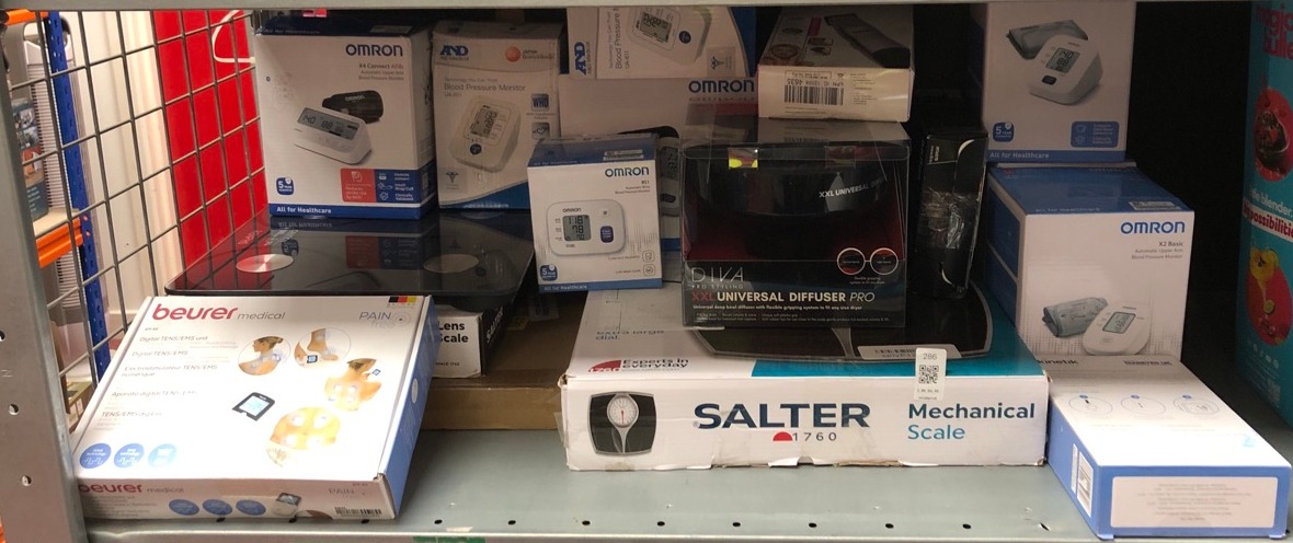 Lot 286  
            Edinburgh SR34 - Delivery Only 

                
QUANTITY OF HEALTH & BEAUTY ITEMS TO INCLUDE KINETIK WELLBEING BLOOD SUGAR MONITO...