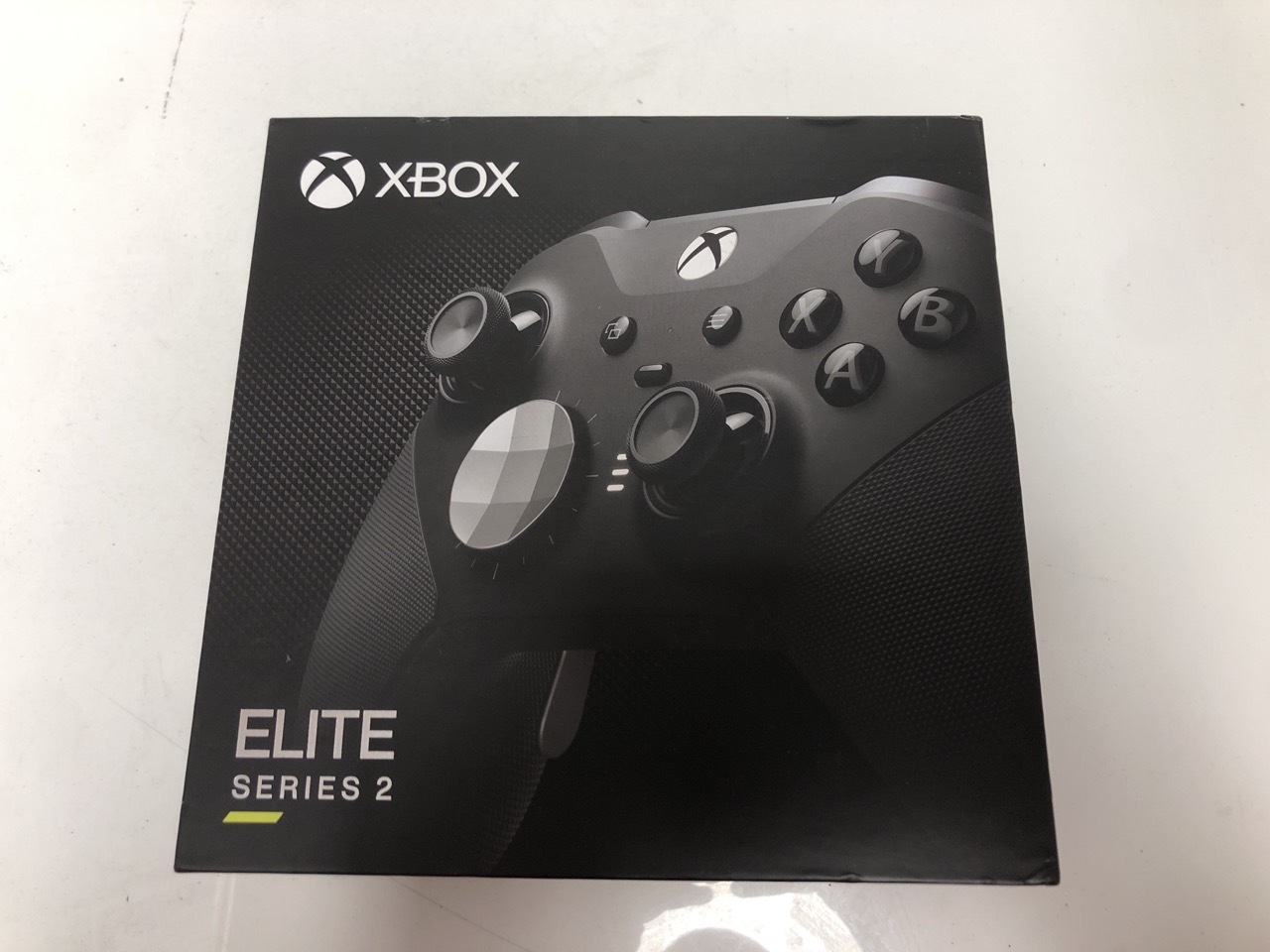 Lot 35  
            Edinburgh SR34 - Delivery Only 

                
XBOX ELITE WIRELESS CONTROLLER SERIES 2.: LOCATION - TOP 50