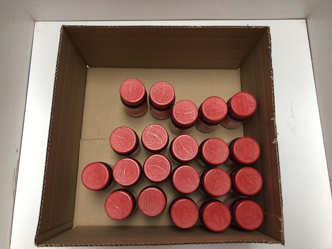 Lot 362  
            Edinburgh SR34 - Delivery Only 

                
21 X IRON & VITAMIN C - VEGAN CHEWABLE GUMMIES - CHEWABLE VITAMIN C & IRON SUPPLE...