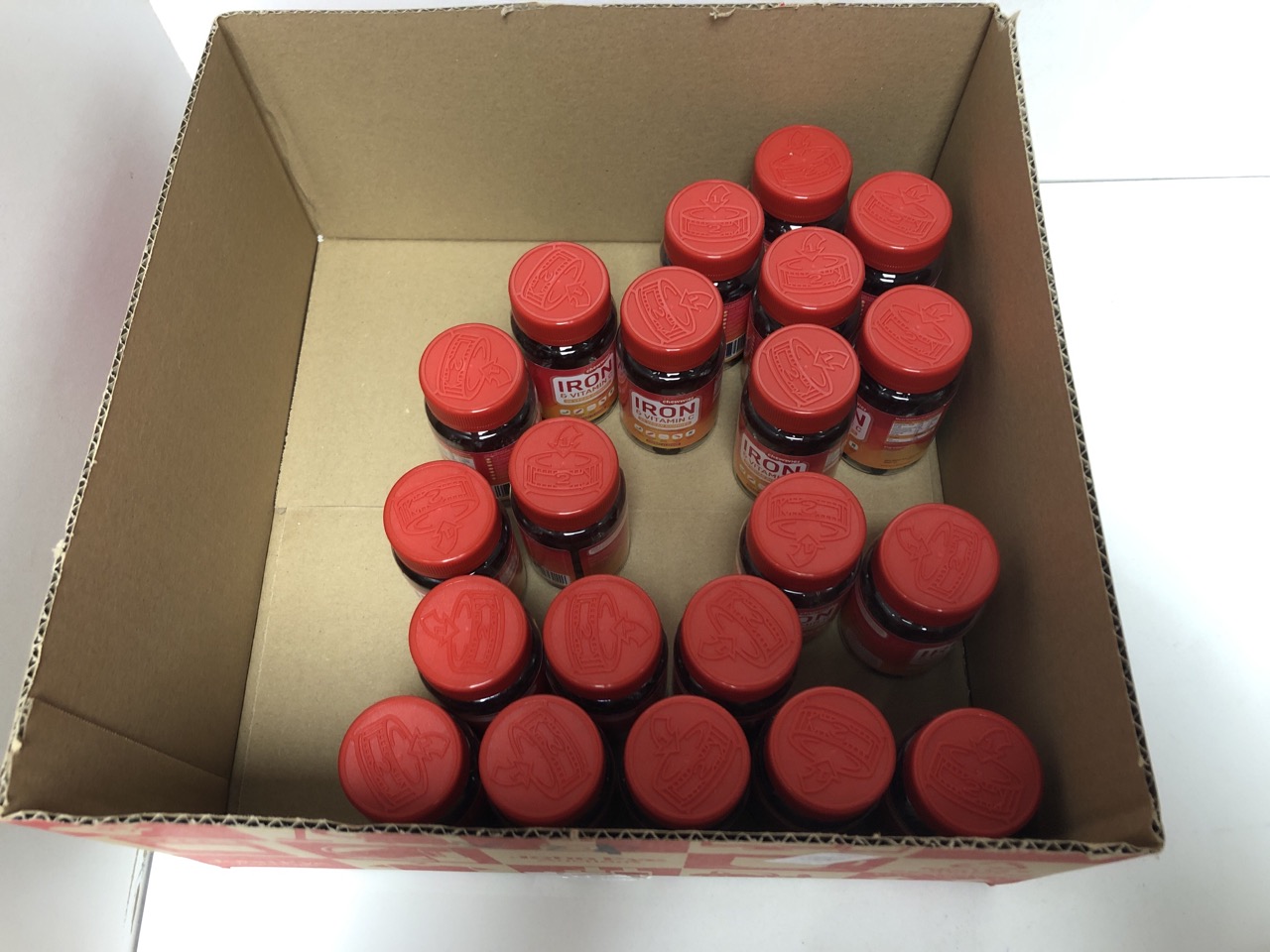 Lot 369  
            Edinburgh SR34 - Delivery Only 

                
21 X IRON & VITAMIN C - VEGAN CHEWABLE GUMMIES - CHEWABLE VITAMIN C & IRON SUPPLE...