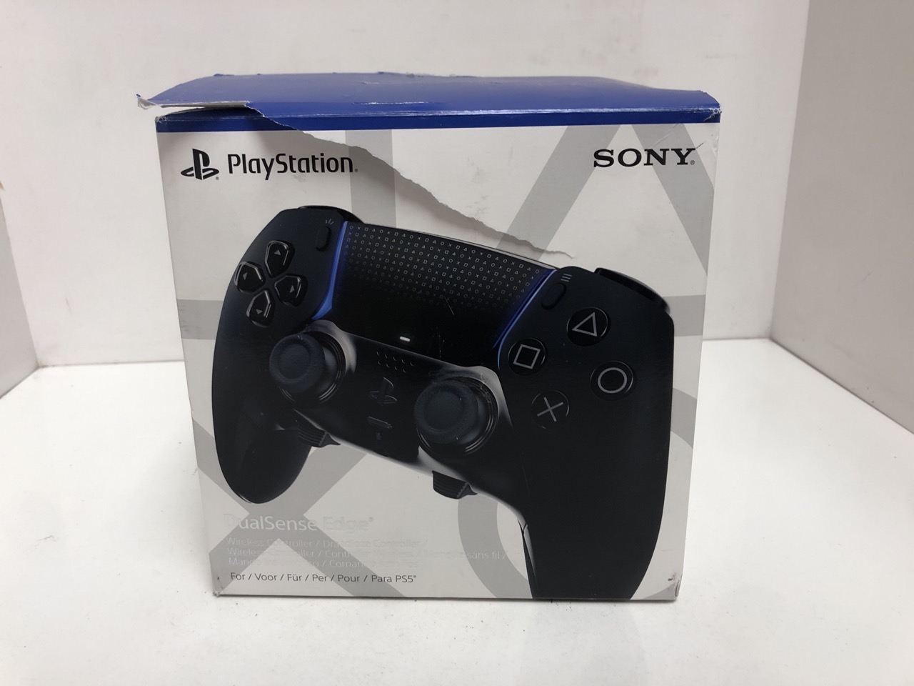 Lot 37  
            Edinburgh SR34 - Delivery Only 

                
SONY PLAYSTATION DUALSENSE EDGE® WIRELESS CONTROLLER MIDNIGHT BLACK FOR PLAYSTATI...