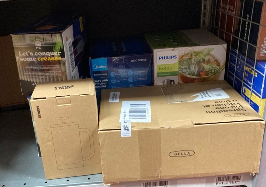 Lot 443  
            Edinburgh SR34 - Delivery Only 

                
QUANTITY OF KITCHEN & APPLIANCES ITEMS TO INCLUDE CAMPO LIBRE.® GIORGIO. FRENCH P...