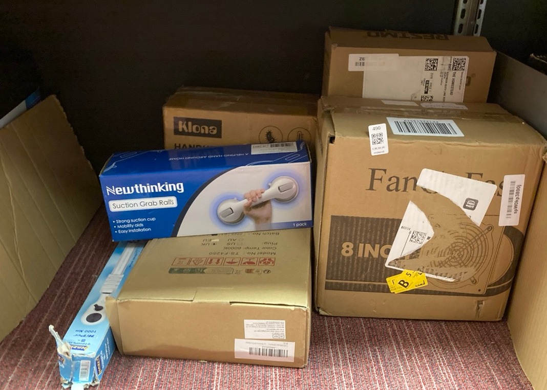 Lot 490  
            Edinburgh SR34 - Delivery Only 

                
QUANTITY OF TOOLS & HOME IMPROVEMENT ITEMS TO INCLUDE HAZET HYPER 916 HPLG FINE-T...