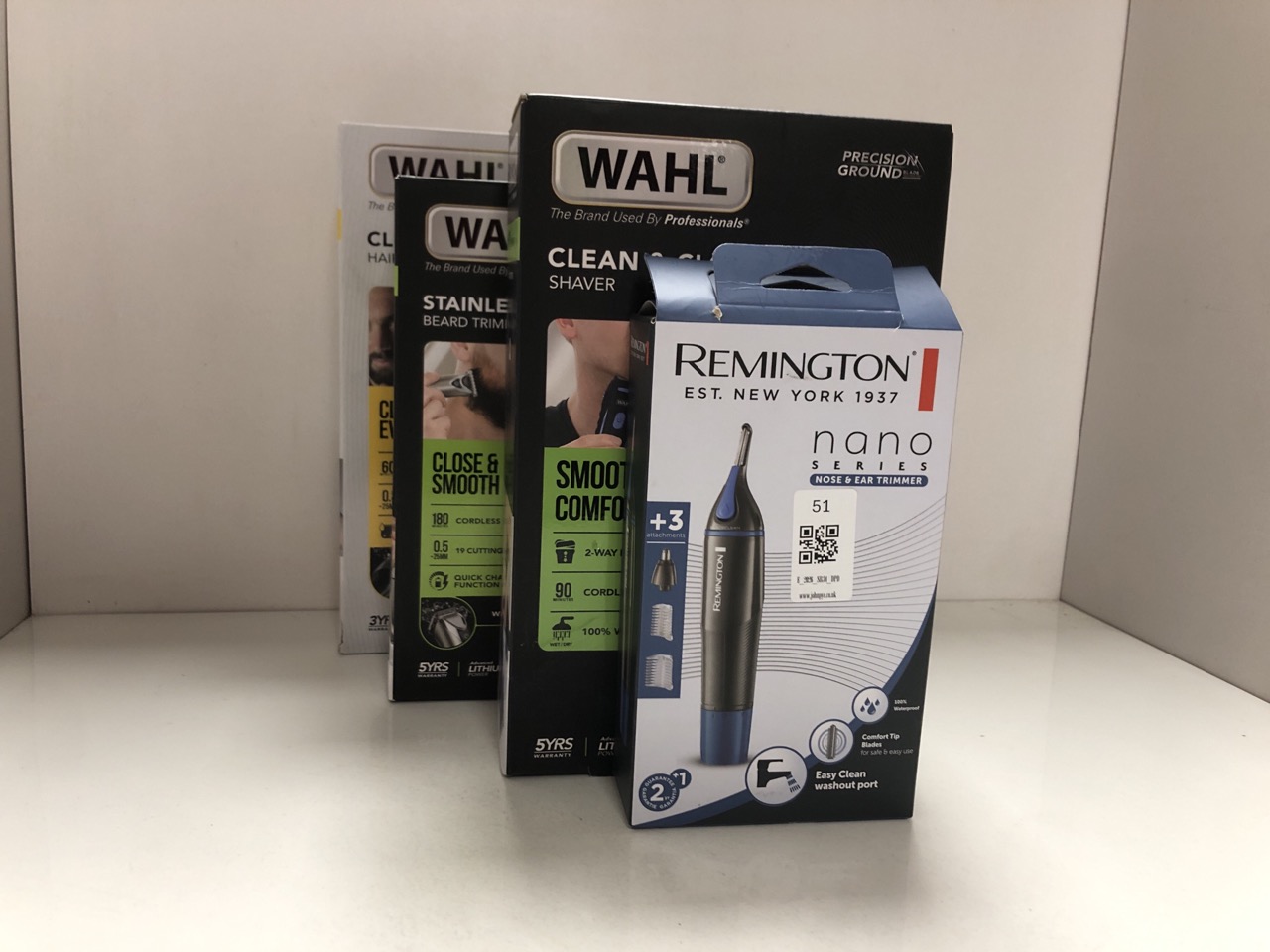 Lot 51  
            Edinburgh SR34 - Delivery Only 

                
QUANTITY OF HEALTH & BEAUTY ITEMS TO INCLUDE REMINGTON HAIR TRIMMER FOR MEN: LOCA...