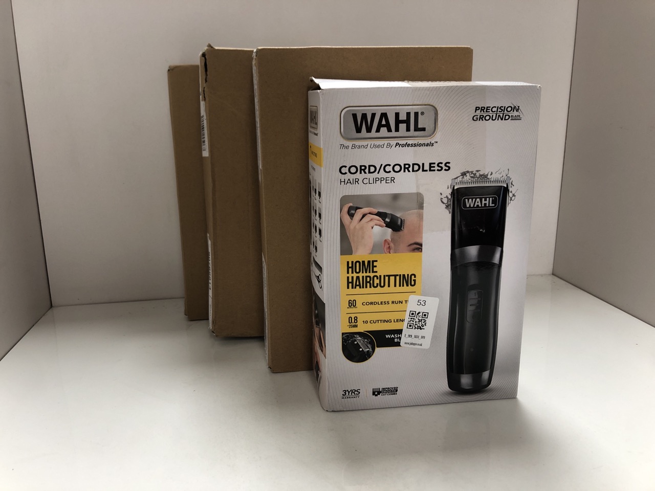 Lot 53  
            Edinburgh SR34 - Delivery Only 

                
QUANTITY OF HEALTH & BEAUTY ITEMS TO INCLUDE BRAUN SERIES 7 ALL-IN-ONE GROOMING B...