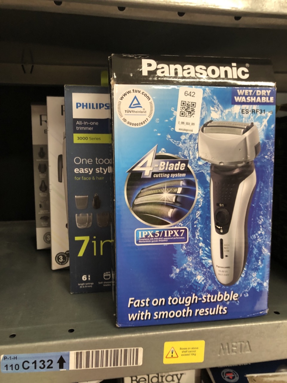 Lot 642  
            Edinburgh SR34 - Delivery Only 

                
QUANTITY OF HEALTH & BEAUTY ITEMS TO INCLUDE PANASONIC ES-RF31 PREMIUM WET AND DR...