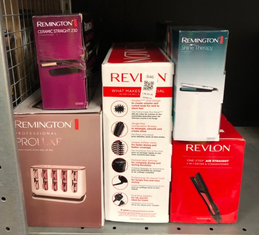 Lot 646  
            Edinburgh SR34 - Delivery Only 

                
QUANTITY OF HEALTH & BEAUTY ITEMS TO INCLUDE REMINGTON SHINE THERAPY HAIR STRAIGH...