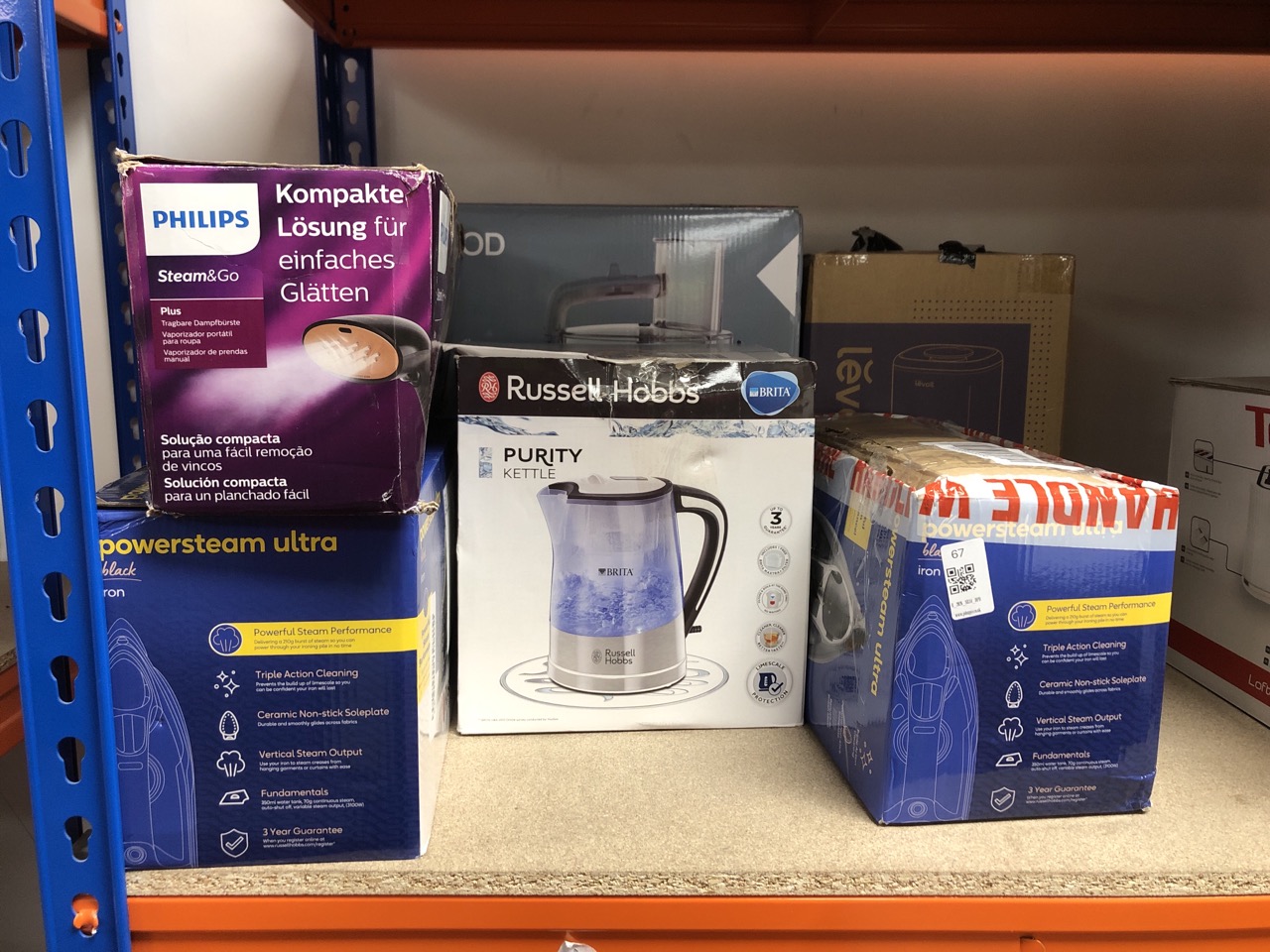 Lot 67  
            Edinburgh SR34 - Delivery Only 

                
QUANTITY OF KITCHEN & APPLIANCES ITEMS TO INCLUDE PHILIPS STEAM&GO PLUS HANDHELD ...