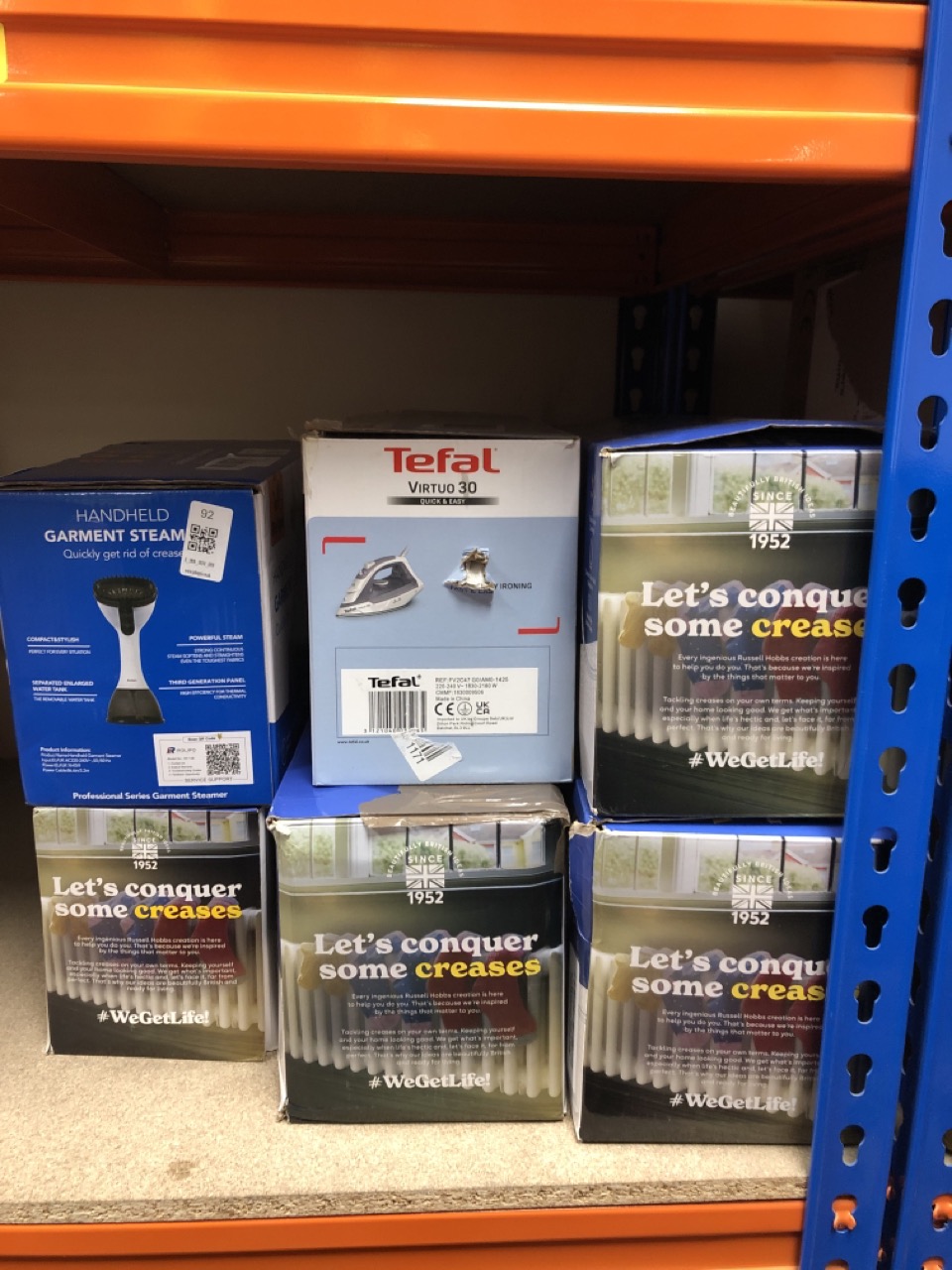 Lot 92  
            Edinburgh SR34 - Delivery Only 

                
QUANTITY OF KITCHEN & APPLIANCES ITEMS TO INCLUDE TEFAL VIRTUO 30, STEAM IRON, 13...