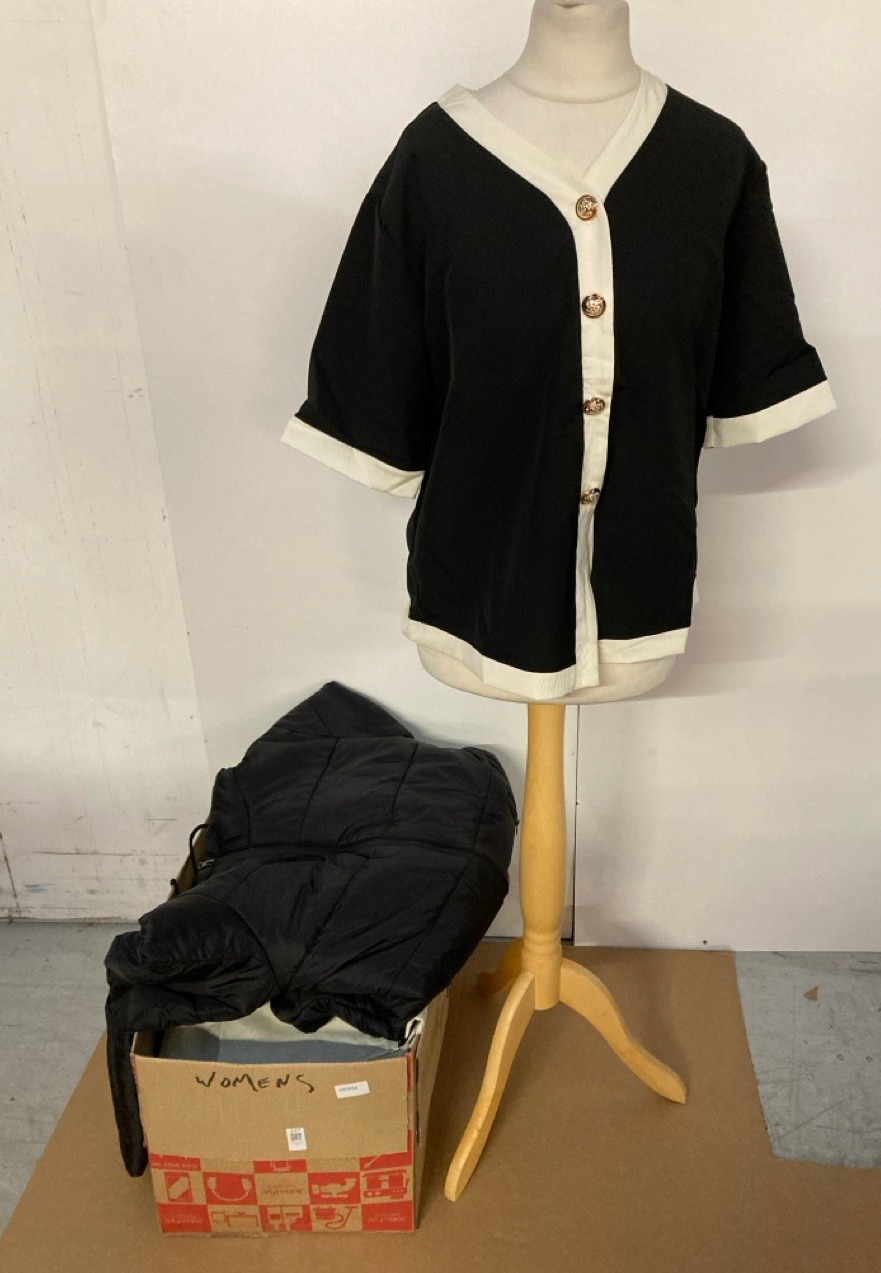 Lot 127  
            Edinburgh SR33 - Delivery Only 

                
QUANTITY OF CLOTHING & APPAREL ITEMS TO INCLUDE LONG BLACK COAT SIZE M: LOCATION - B