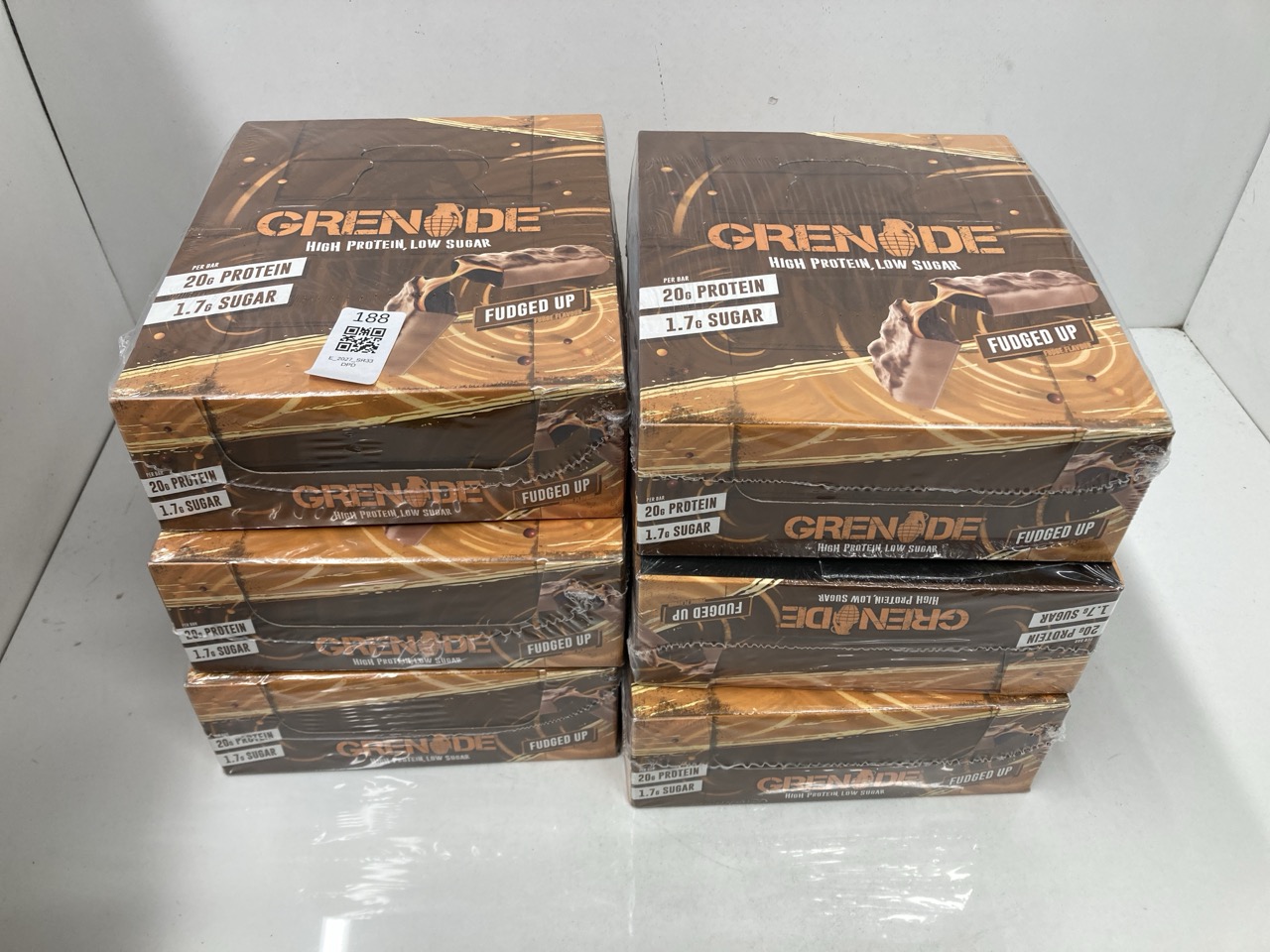 Lot 188  
            Edinburgh SR33 - Delivery Only 

                
8 X GRENADE HIGH PROTEIN, LOW SUGAR BAR - FUDGED UP, 12 X 60 G (PACKAGING MAY VAR...