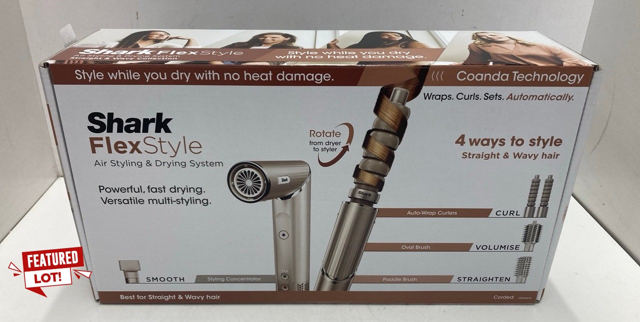 Lot 21  
            Edinburgh SR33 - Delivery Only 

                
SHARK FLEXSTYLE 4-IN-1 AIR STYLER & HAIR DRYER WITH AUTO-WRAP CURLERS, PADDLE BRU...