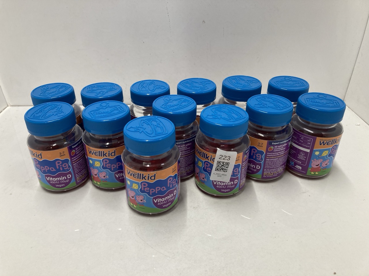 Lot 223  
            Edinburgh SR33 - Delivery Only 

                
13 X WELLKID VITABIOTICS PEPPA PIG VITAMIN D SOFT JELLIES, GUMMY, 30 PACK - BEST ...