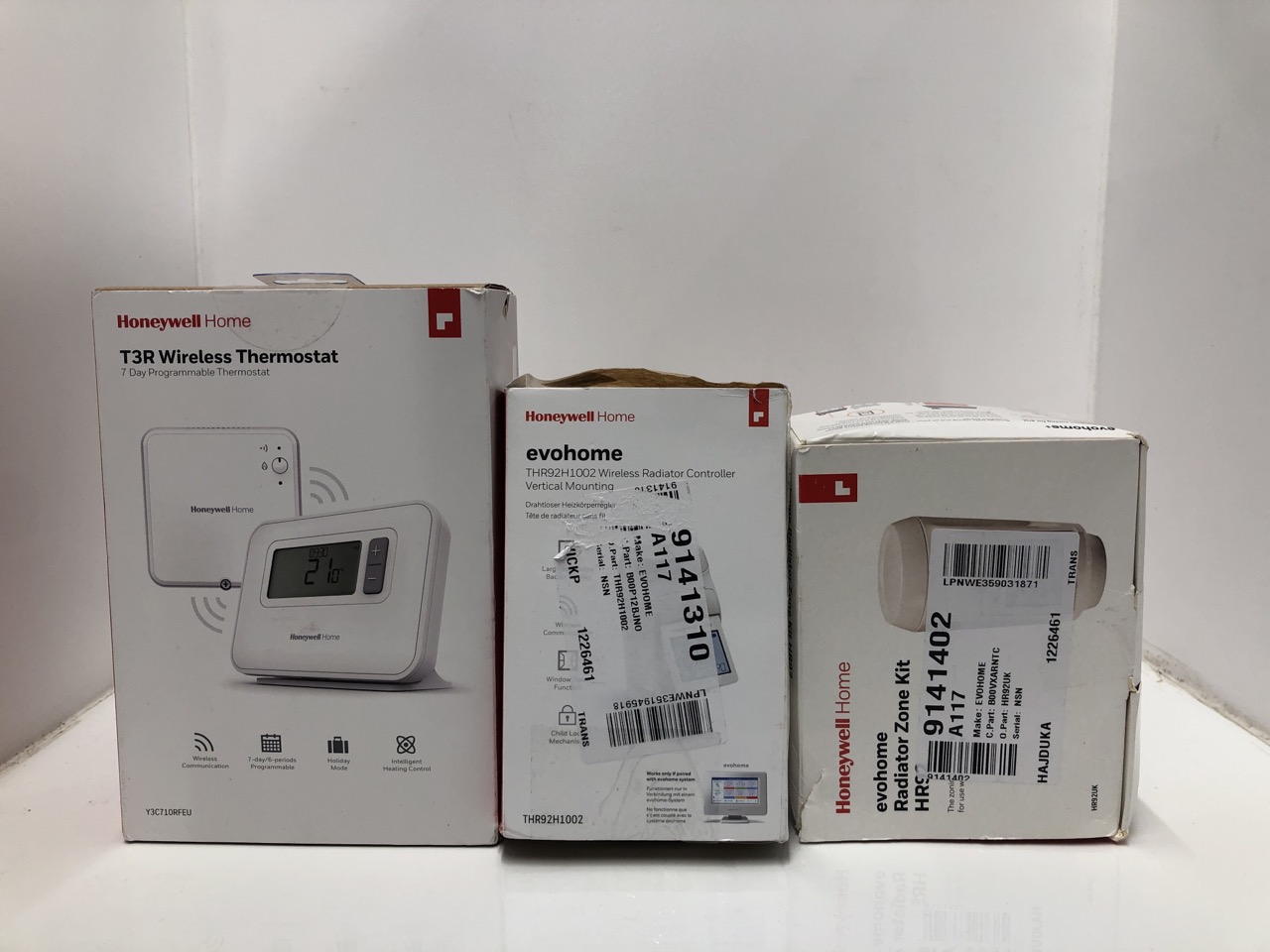 Lot 243  
            Edinburgh SR33 - Delivery Only 

                
QUANTITY OF TOOLS & HOME IMPROVEMENT ITEMS TO INCLUDE HONEYWELL HOME T3R WIRELESS...