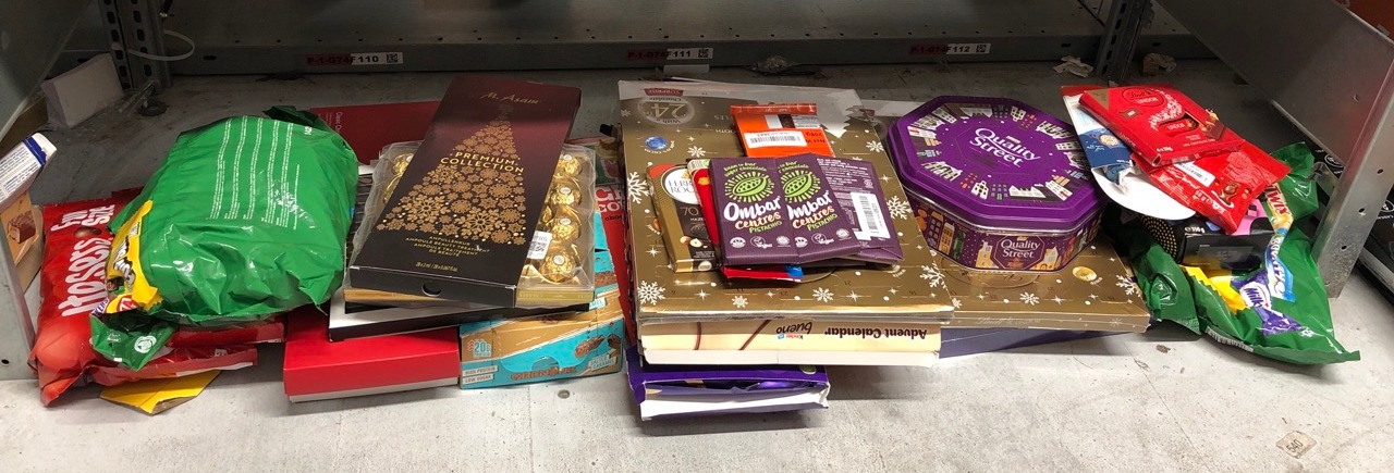 Lot 285  
            Edinburgh SR33 - Delivery Only 

                
QUANTITY OF FOOD & DRINK ITEMS TO INCLUDE VEGAN CHOCOLATE BAR - OMBAR CENTRES PIS...
