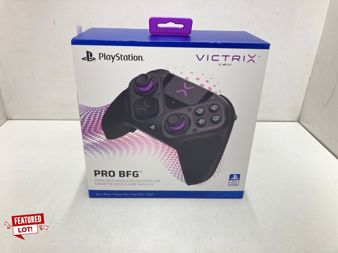 Lot 28  
            Edinburgh SR33 - Delivery Only 

                
VICTRIX PROCON BFG WIRELESS CONTROLLER FOR PS5, PS4, PC - RRP £129: LOCATION - TO...