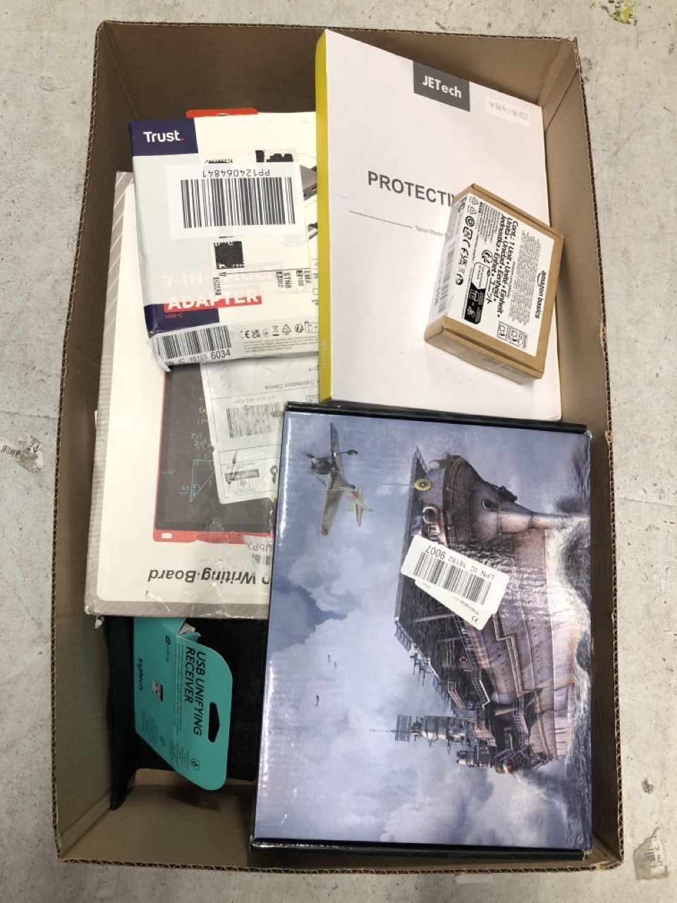 Lot 353  
            Edinburgh SR33 - Delivery Only 

                
QUANTITY OF TECH & GAMING ITEMS TO INCLUDE BASICS USB 3.0 TO 10/100/1000 GIGABIT ...