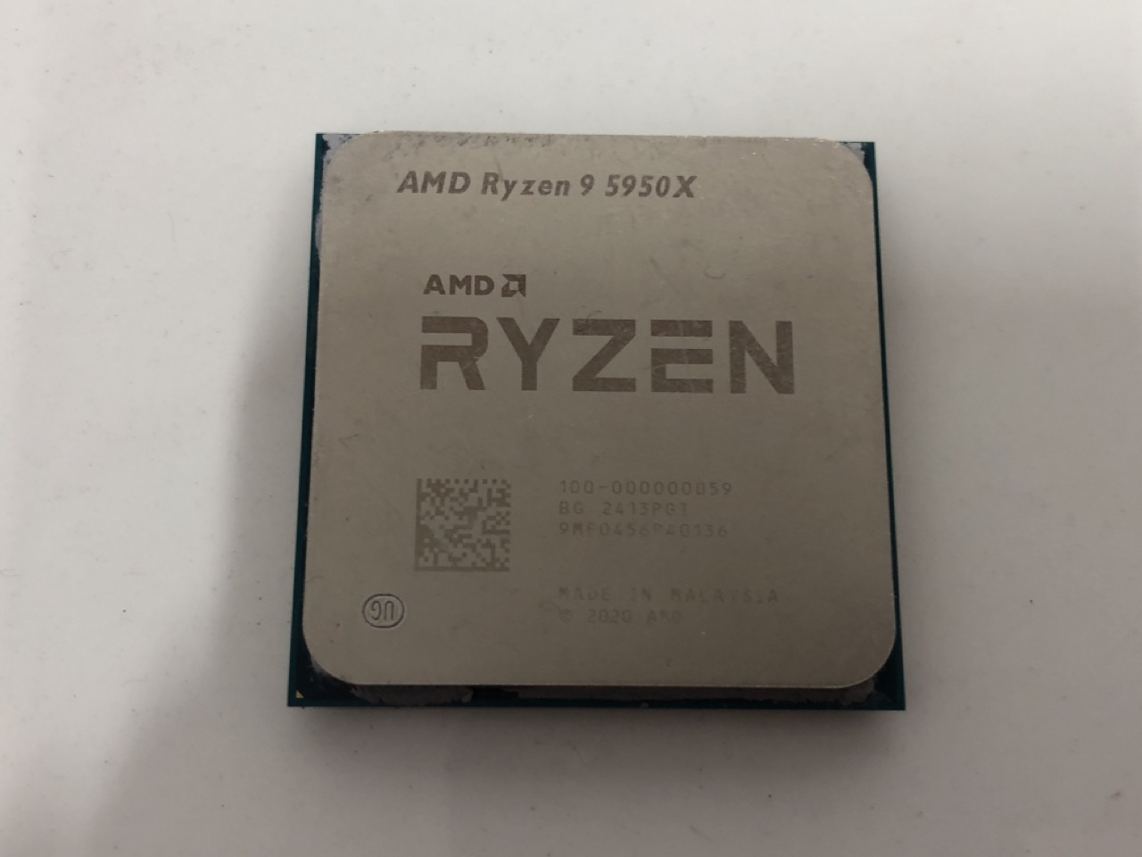 Lot 359  
            Edinburgh SR33 - Delivery Only 

                
AMD RYZEN 9 5950X CPU CHIP: LOCATION - E