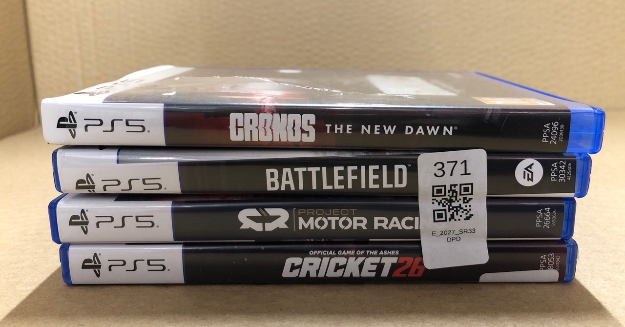 Lot 371  
            Edinburgh SR33 - Delivery Only 

                
QUANTITY OF VIDEO GAMES TO INCLUDE CRONOS: THE NEW DAWN (PLAYSTATION 5): LOCATION...