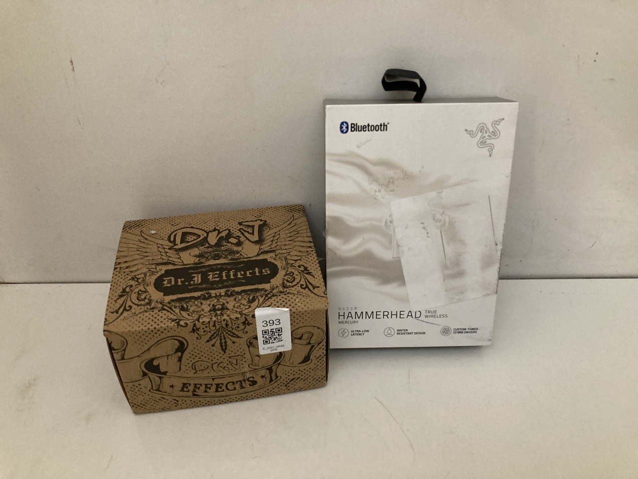 Lot 393  
            Edinburgh SR33 - Delivery Only 

                
RAZER HAMMERHEAD TRUE WIRELESS BLUETOOTH GAMING EARBUDS: 60MS LOW-LATENCY - IPX4 ...