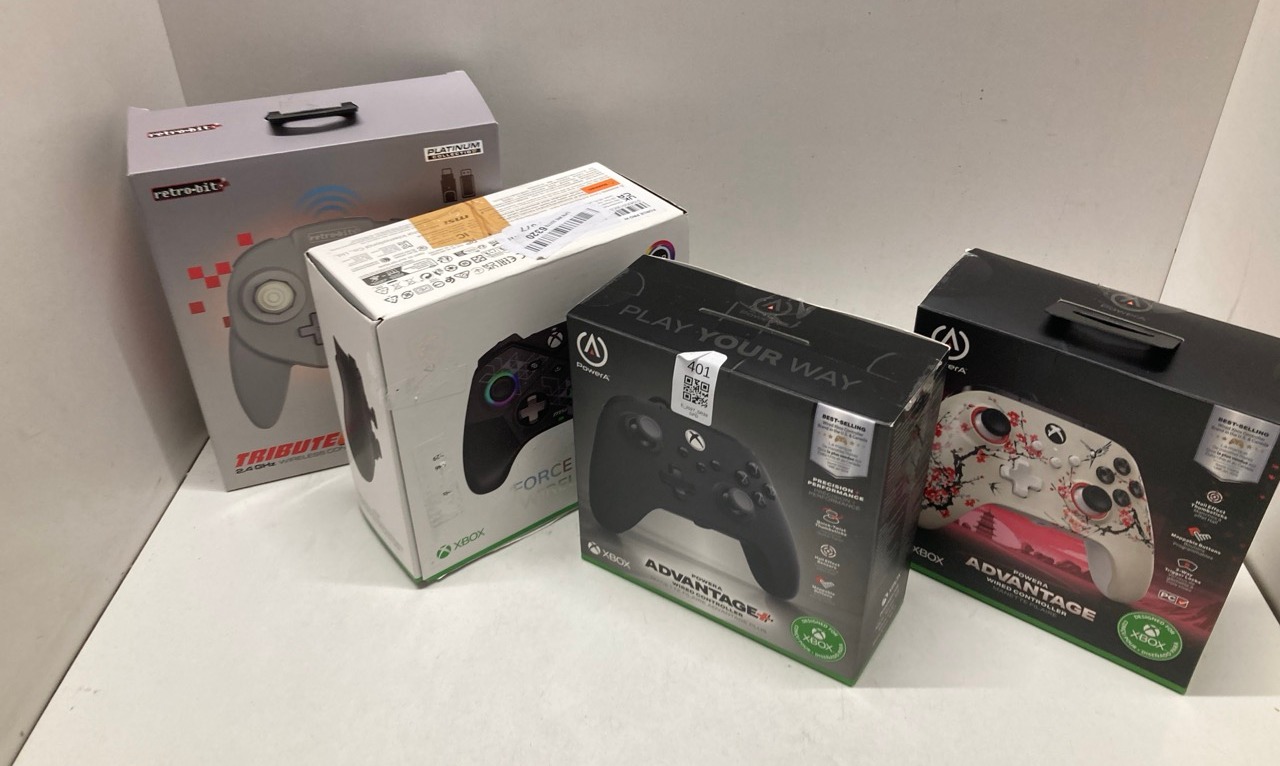 Lot 401  
            Edinburgh SR33 - Delivery Only 

                
QUANTITY OF TECH & GAMING ITEMS TO INCLUDE POWER ADVANTAGE PLUS WIRED CONTROLLER ...