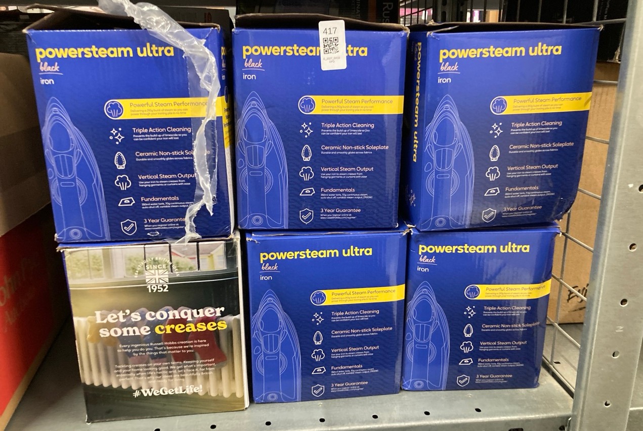 Lot 417  
            Edinburgh SR33 - Delivery Only 

                
QUANTITY OF KITCHEN & APPLIANCES ITEMS TO INCLUDE RUSSELL HOBBS STEAM IRON [3100W...