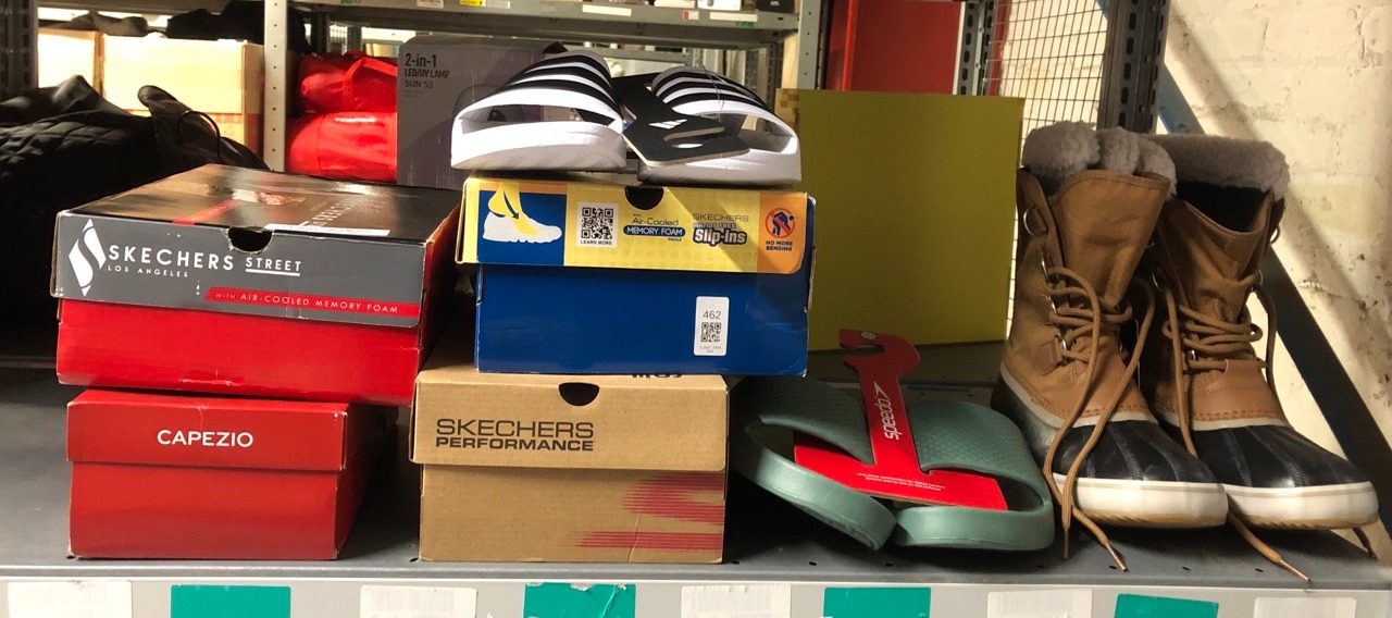 Lot 462  
            Edinburgh SR33 - Delivery Only 

                
QUANTITY OF CLOTHING & APPAREL ITEMS TO INCLUDE - X SKECHERS BOY'S UNO STAND ON A...